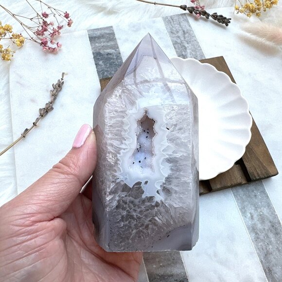 Beautiful Agate Druzy Tower - Picture 2 of 6